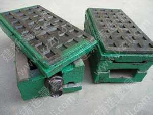 三層防震可調(diào)式墊鐵